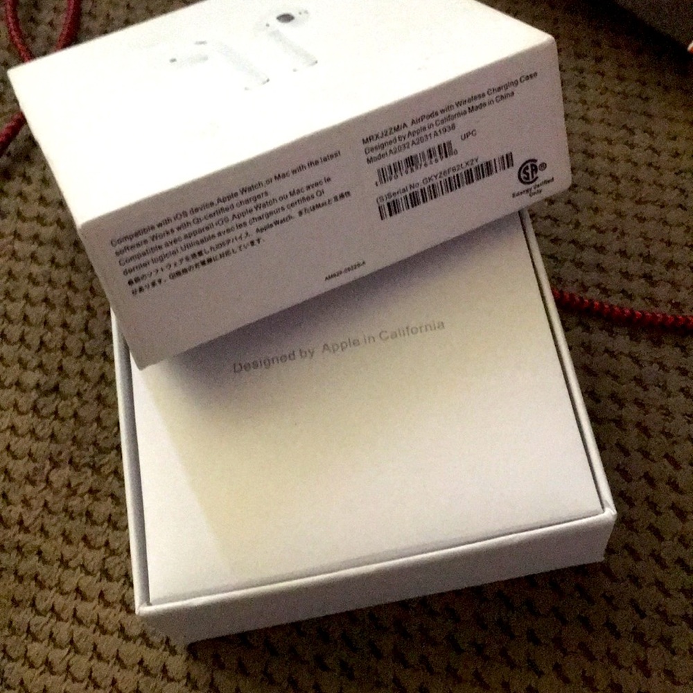 Apple airpods! Gen 2 iMac Apple computer!